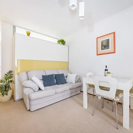 Apartment Romansa Zadar